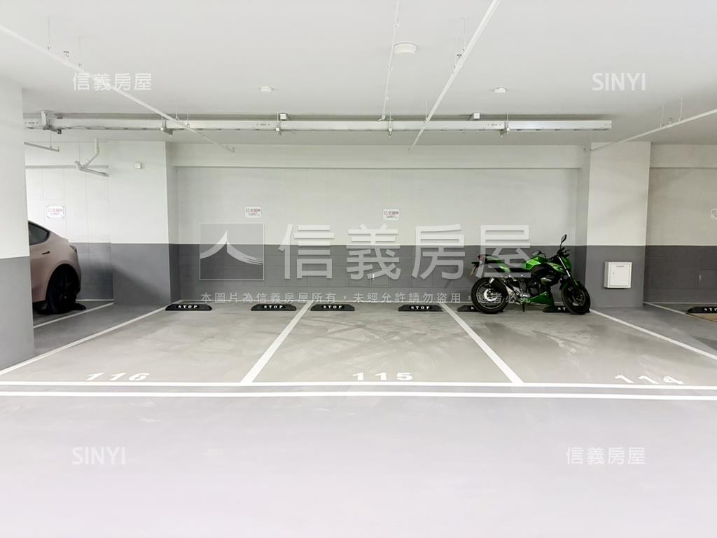 峰左岸。質感高樓三房車位房屋室內格局與周邊環境