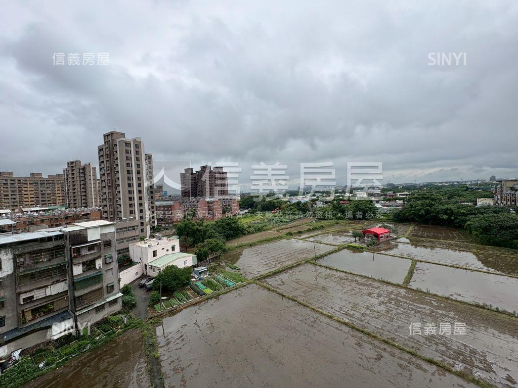 稀有平面車位上海新天地２房屋室內格局與周邊環境