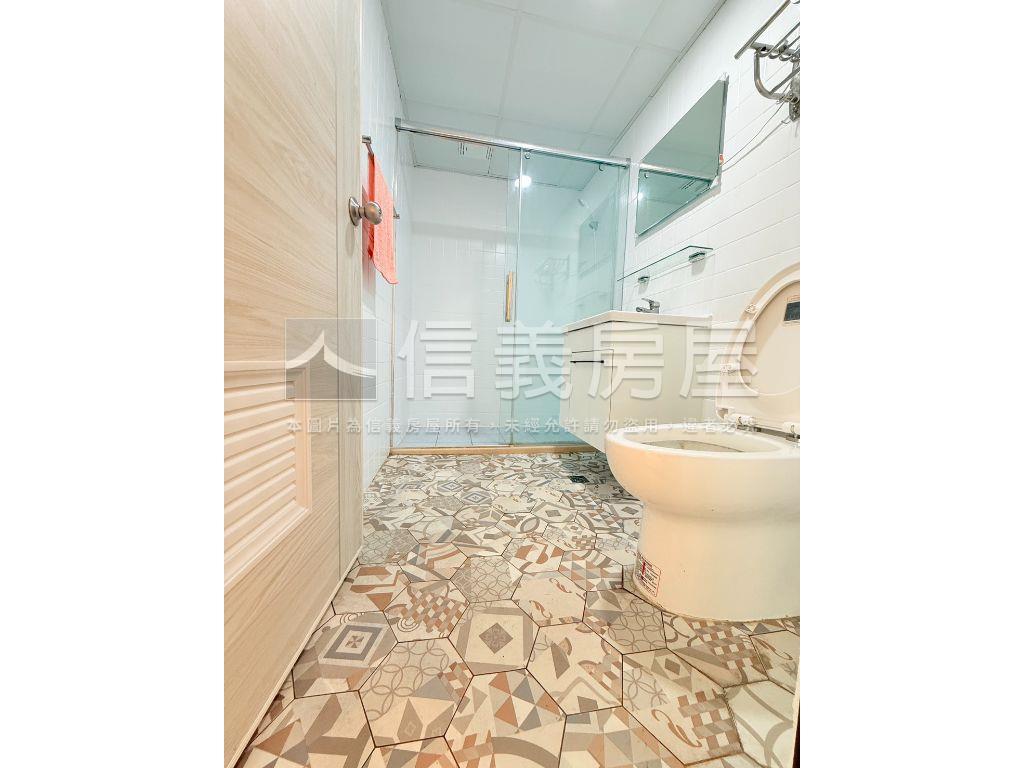 東區新整理五樓美寓房屋室內格局與周邊環境