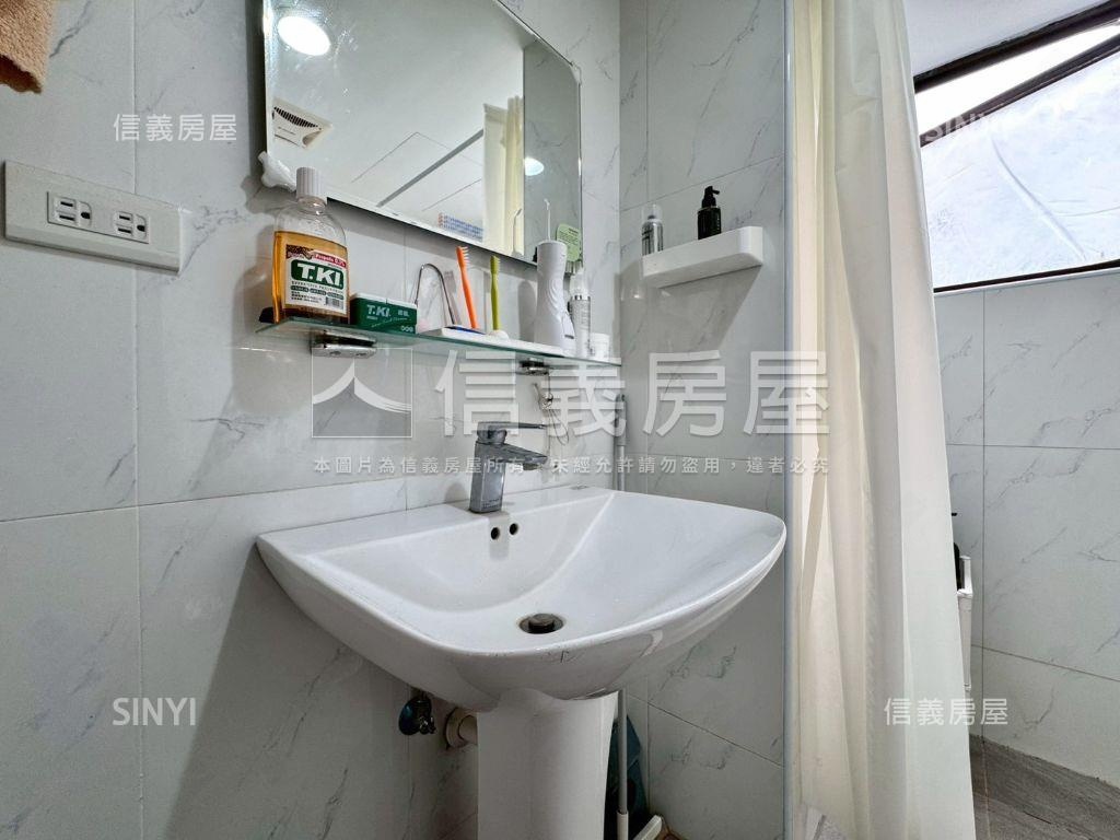 麥克阿瑟２房１室房屋室內格局與周邊環境