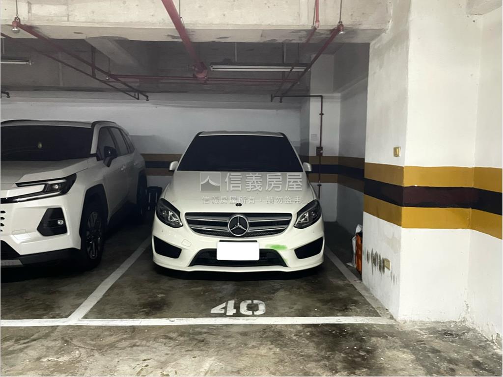 正群天下美裝潢四房房屋室內格局與周邊環境