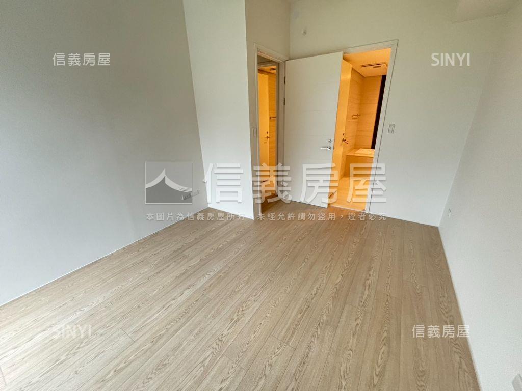 寶輝合併戶四房雙平車位房屋室內格局與周邊環境