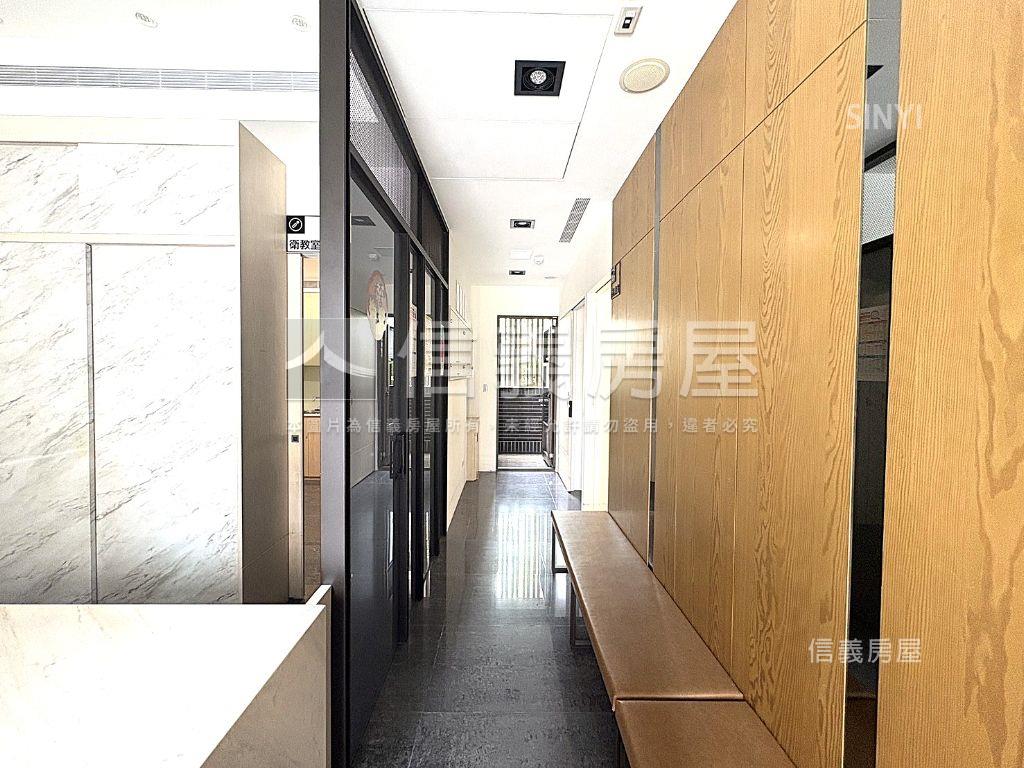 崇德商圈稀有角窗店面房屋室內格局與周邊環境