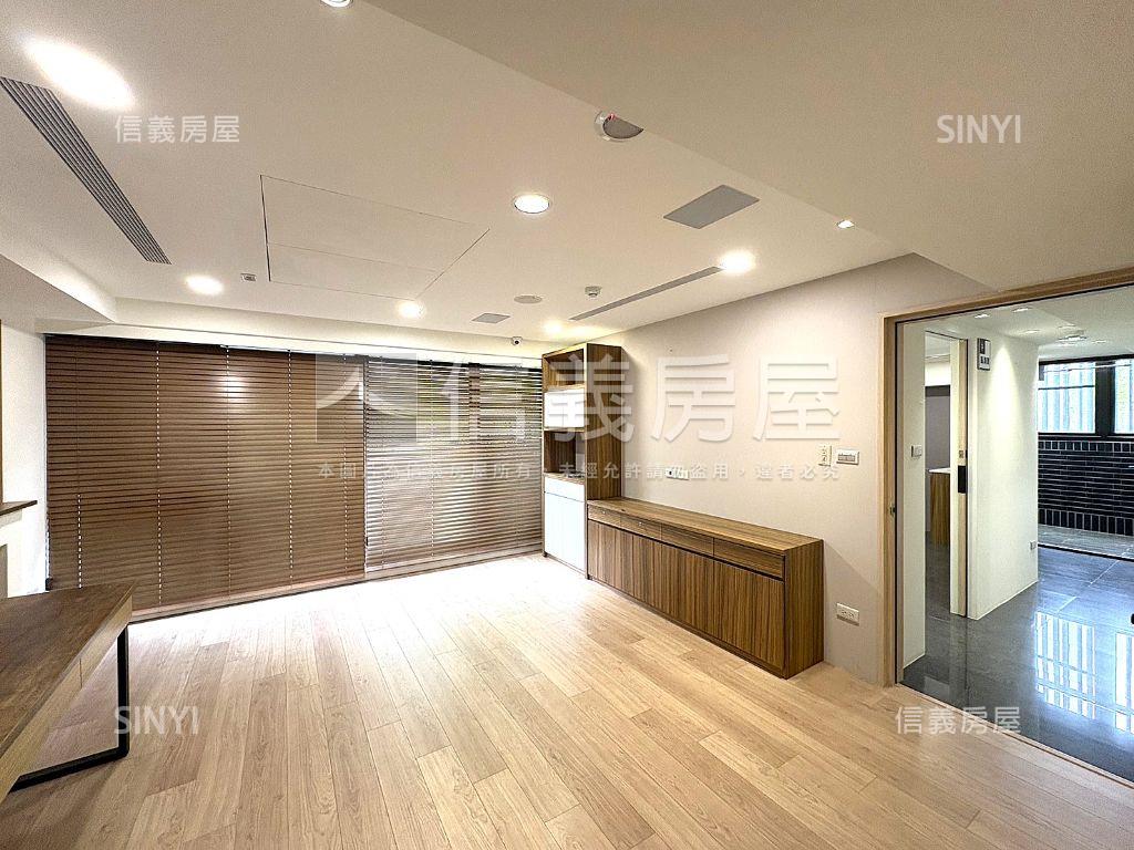 崇德商圈稀有角窗店面房屋室內格局與周邊環境