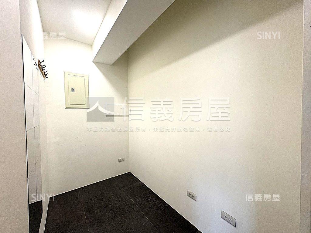 崇德商圈稀有角窗店面房屋室內格局與周邊環境