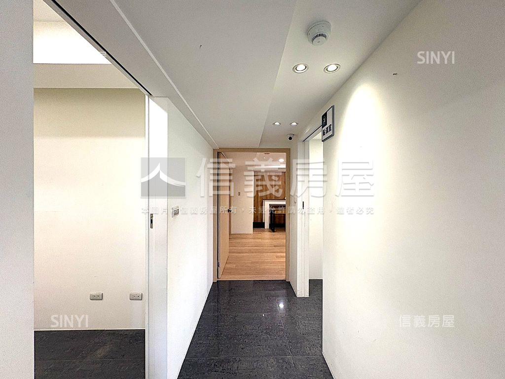 崇德商圈稀有角窗店面房屋室內格局與周邊環境
