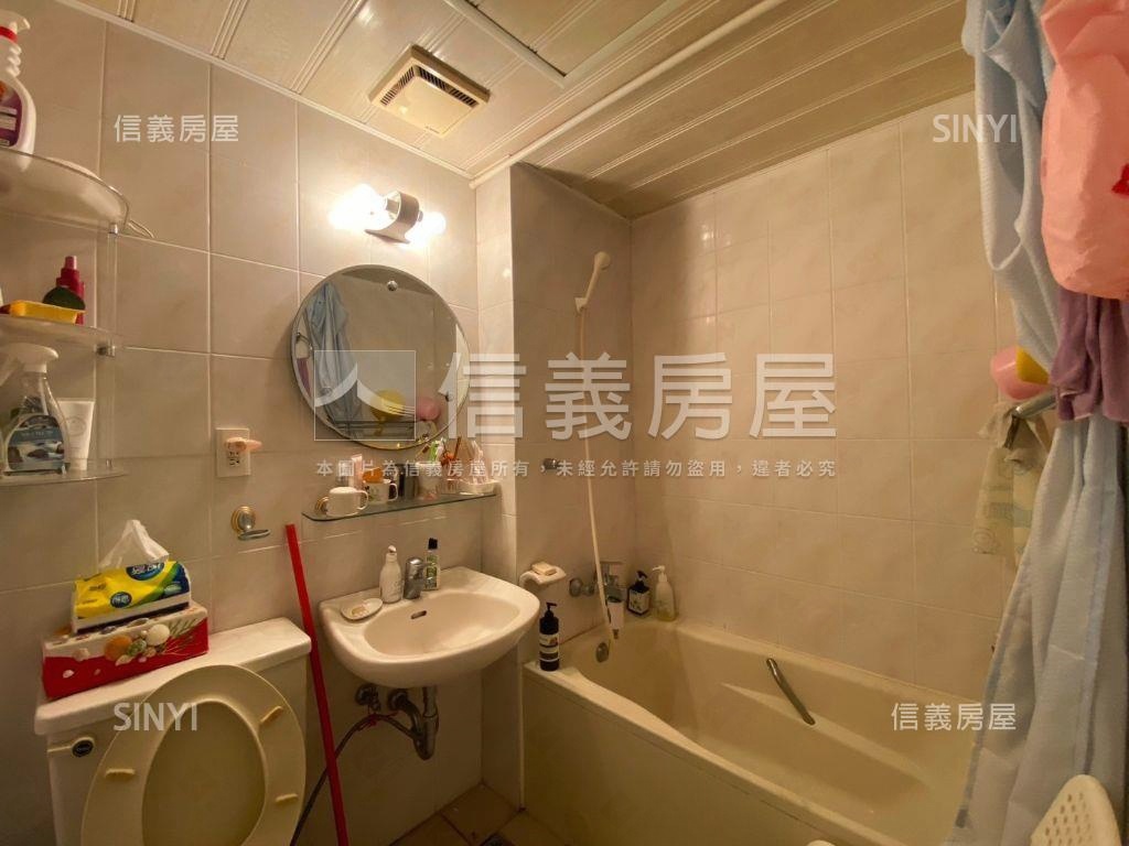 荷蘭村稀有樓中樓房屋室內格局與周邊環境