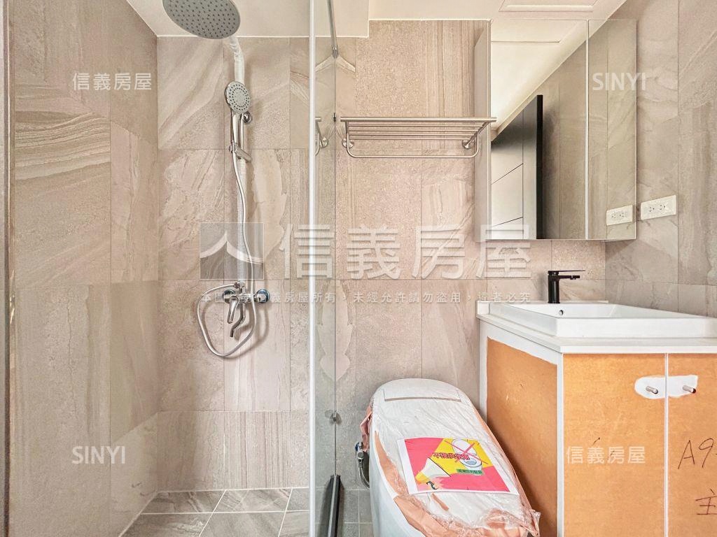 【塭仔圳】景觀３房車位房屋室內格局與周邊環境