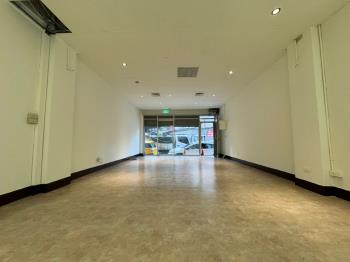 民權路雙捷運店面辦公一樓