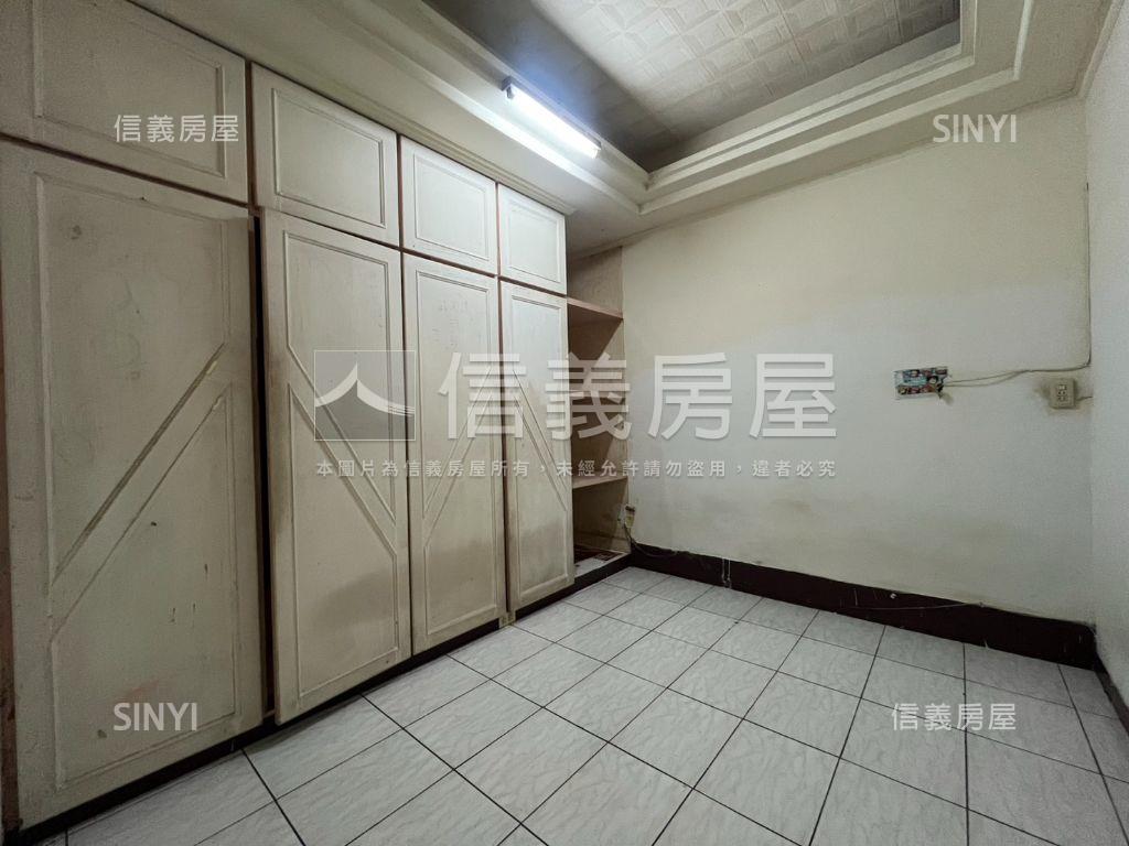丹鳳捷運公寓三樓房屋室內格局與周邊環境