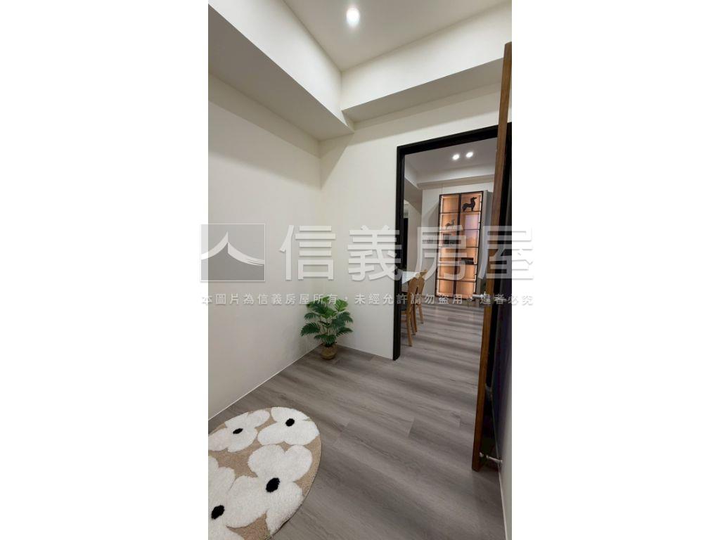 清景麟·日式侘寂兩衛平車房屋室內格局與周邊環境