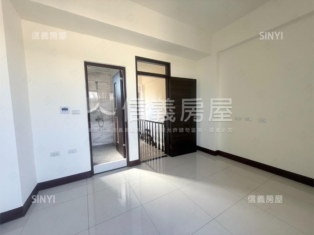 西屯全新別墅房屋室內格局與周邊環境