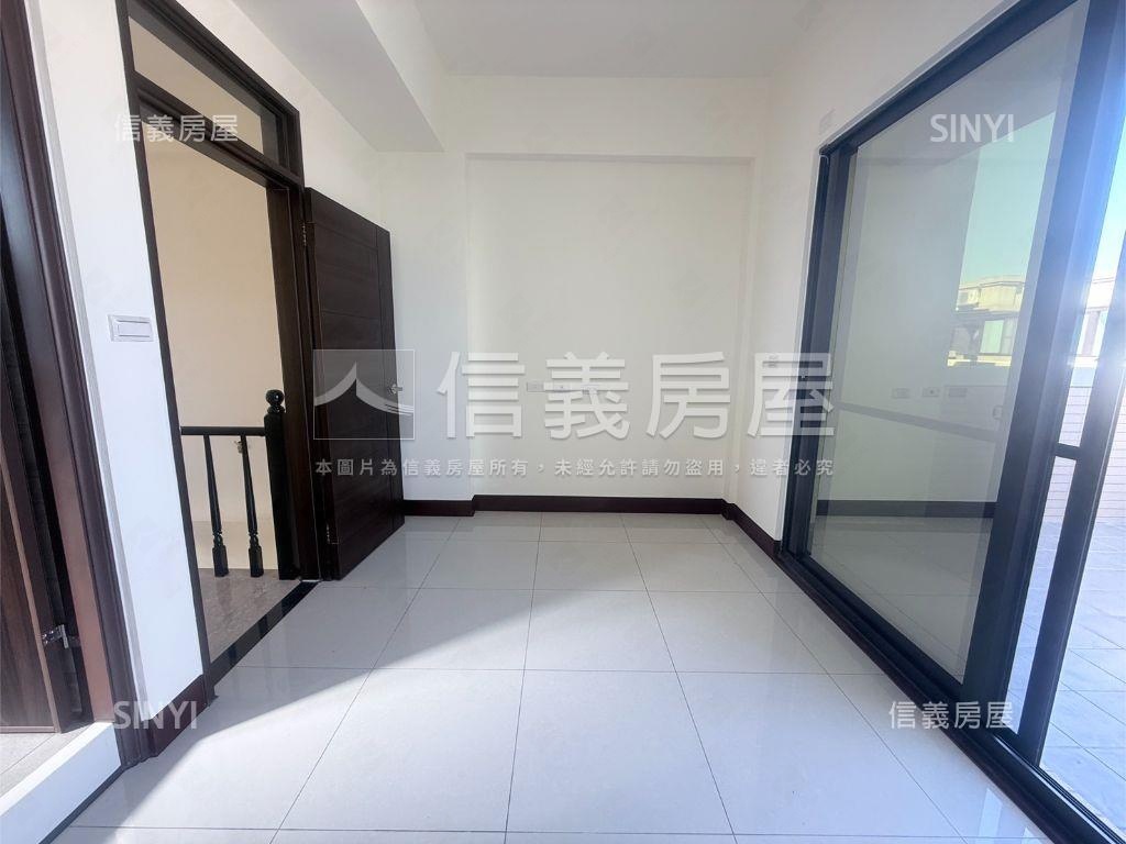 西屯全新別墅房屋室內格局與周邊環境