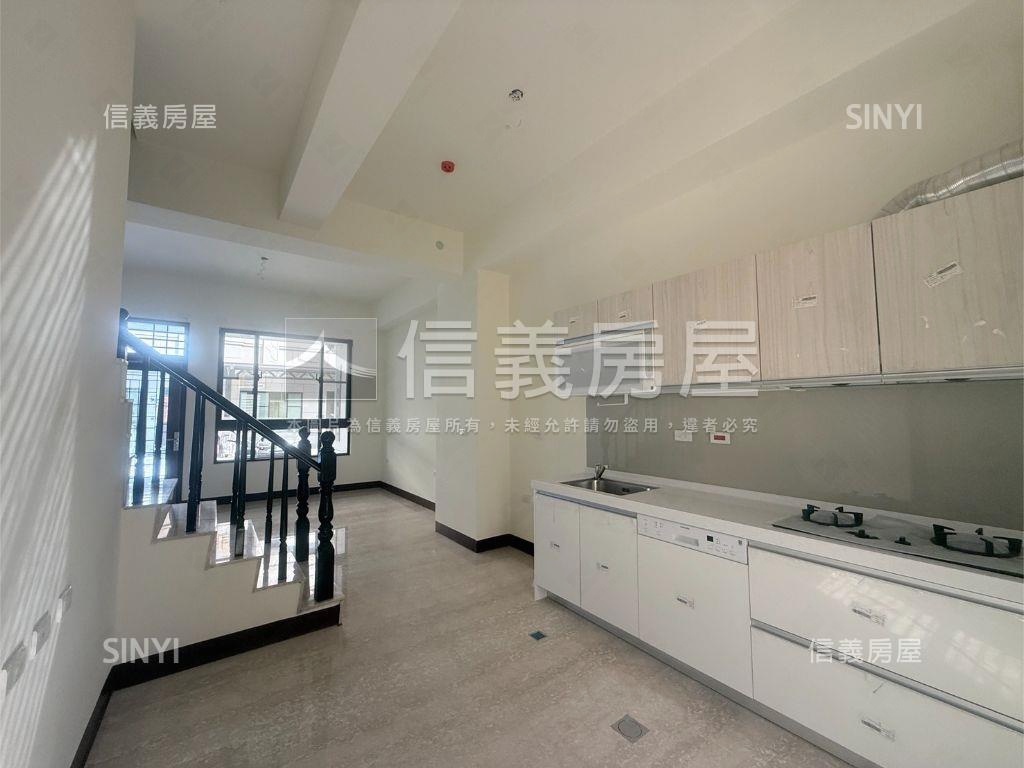 西屯全新別墅房屋室內格局與周邊環境