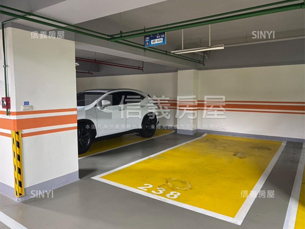 水光山色▲景觀邊間雙車位房屋室內格局與周邊環境