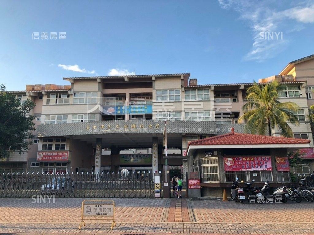 店長推薦臨路大面寬美透天房屋室內格局與周邊環境