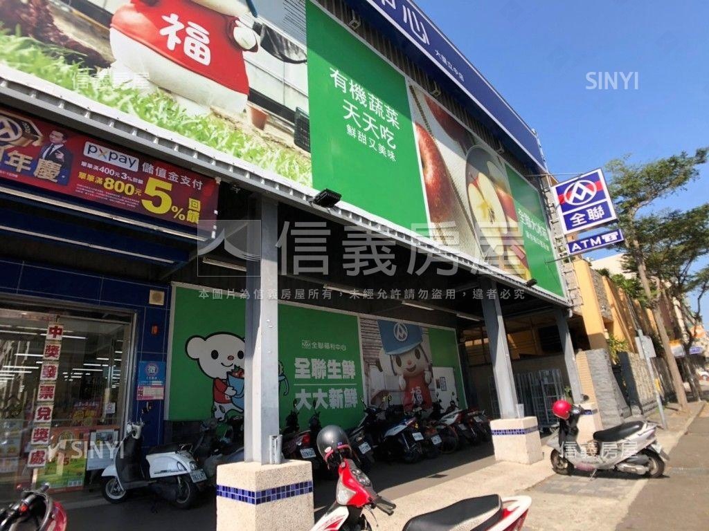 店長推薦臨路大面寬美透天房屋室內格局與周邊環境