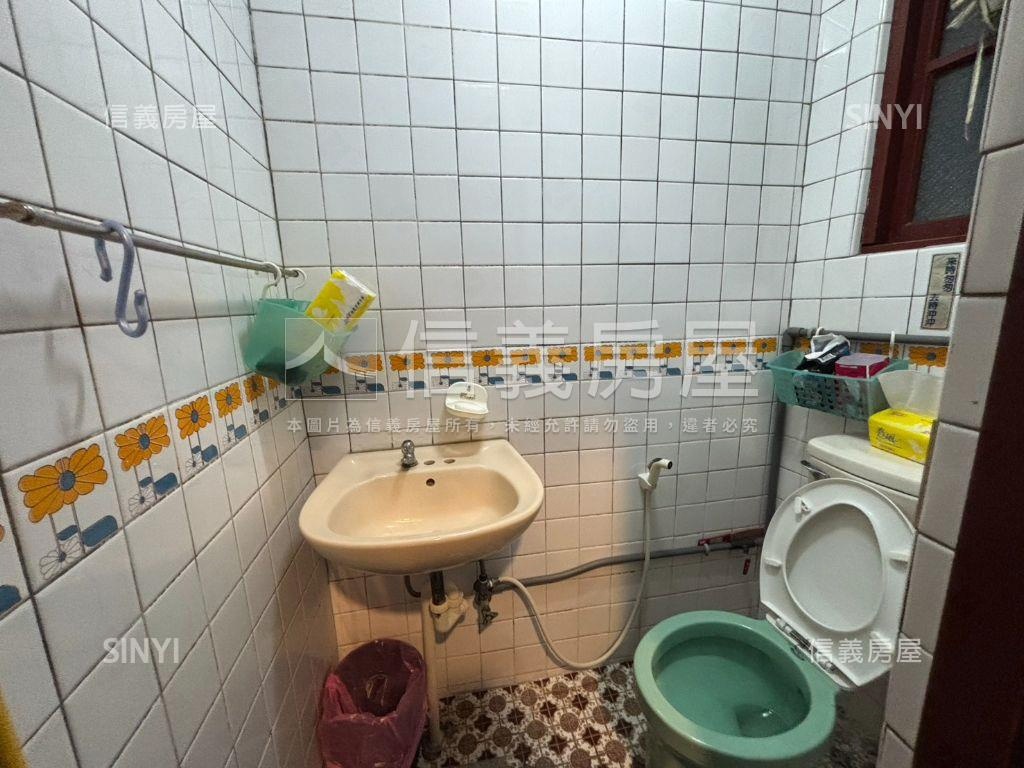 鄰近東門圓環透天店面房屋室內格局與周邊環境