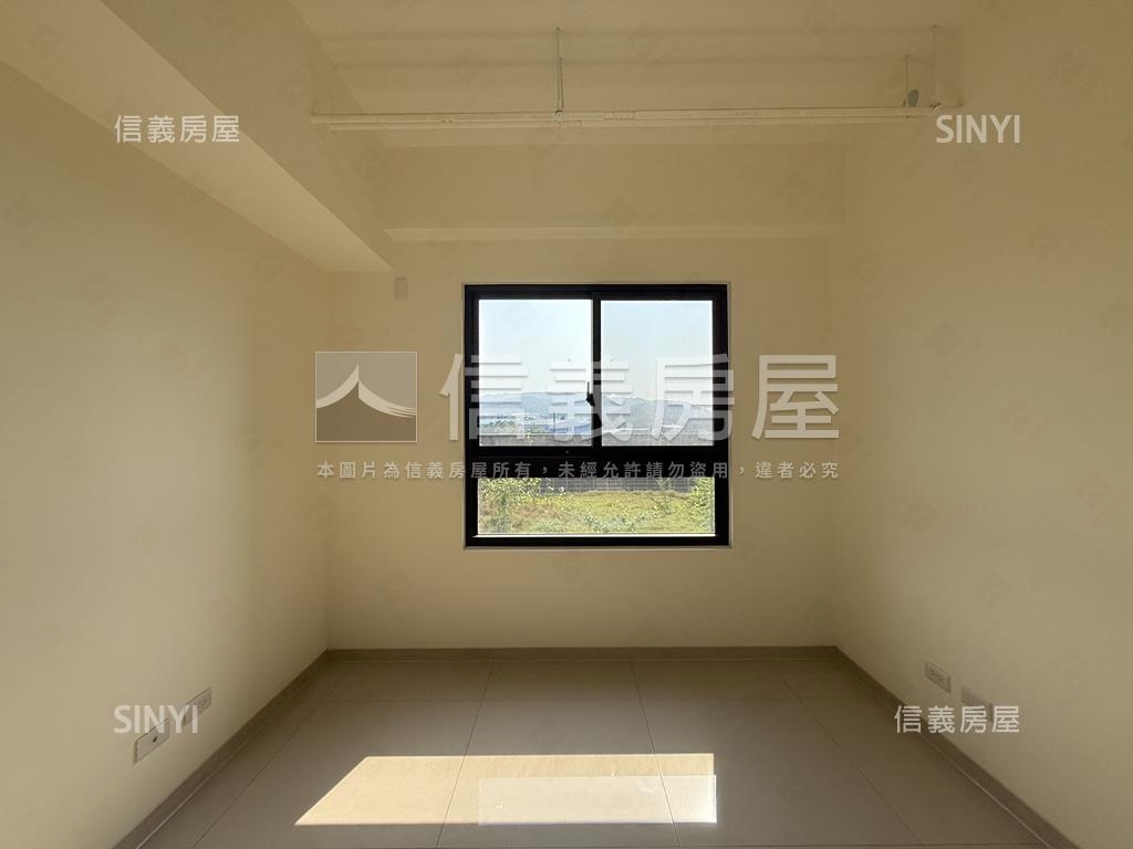 【日初】大露台三房車位房屋室內格局與周邊環境