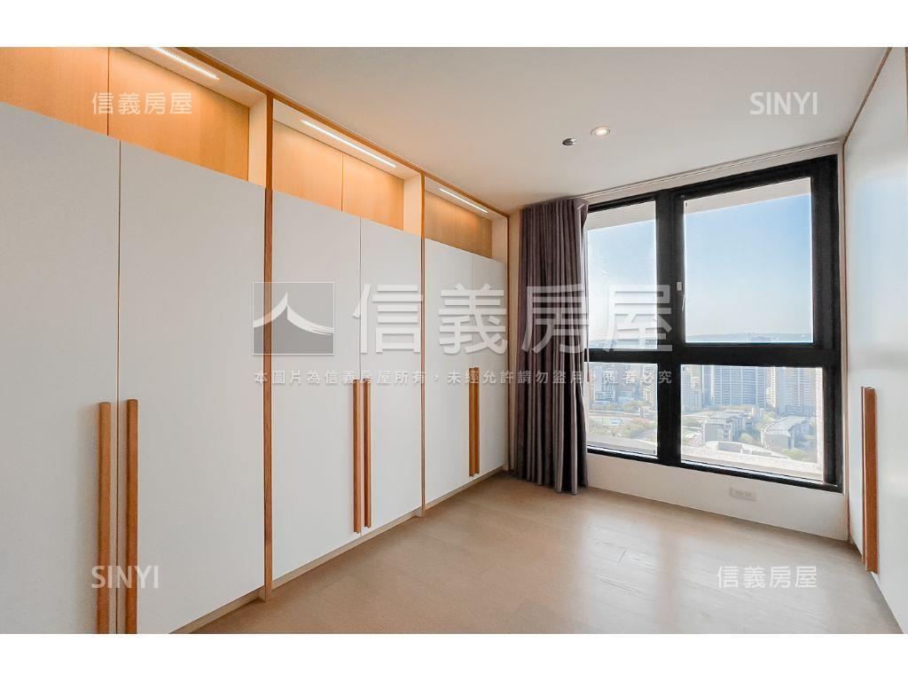 七期哲園方邸高樓視野戶房屋室內格局與周邊環境