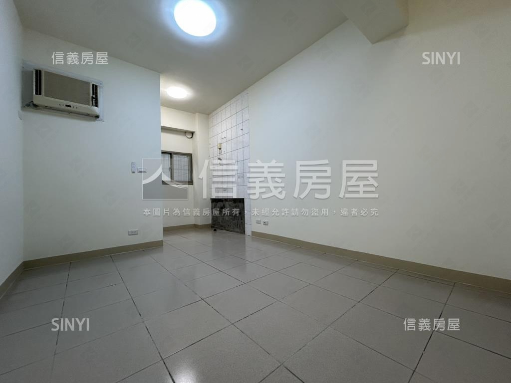 近園區光復路方正套房房屋室內格局與周邊環境