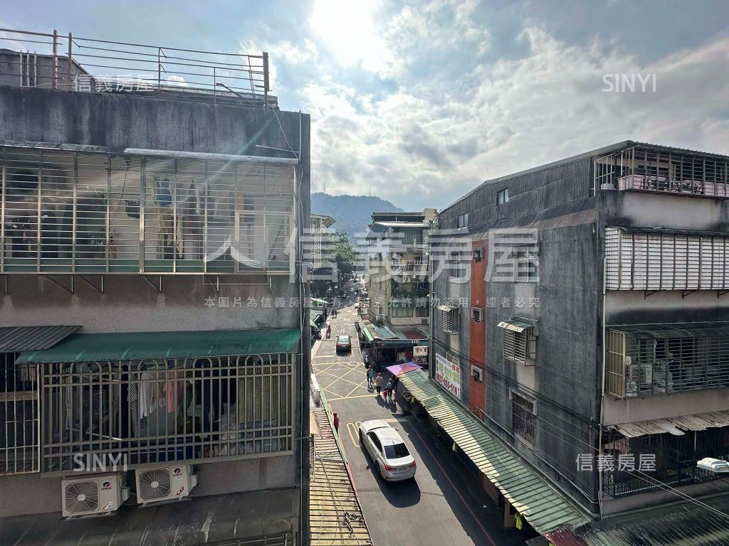 廣慈捷運方正邊間房屋室內格局與周邊環境