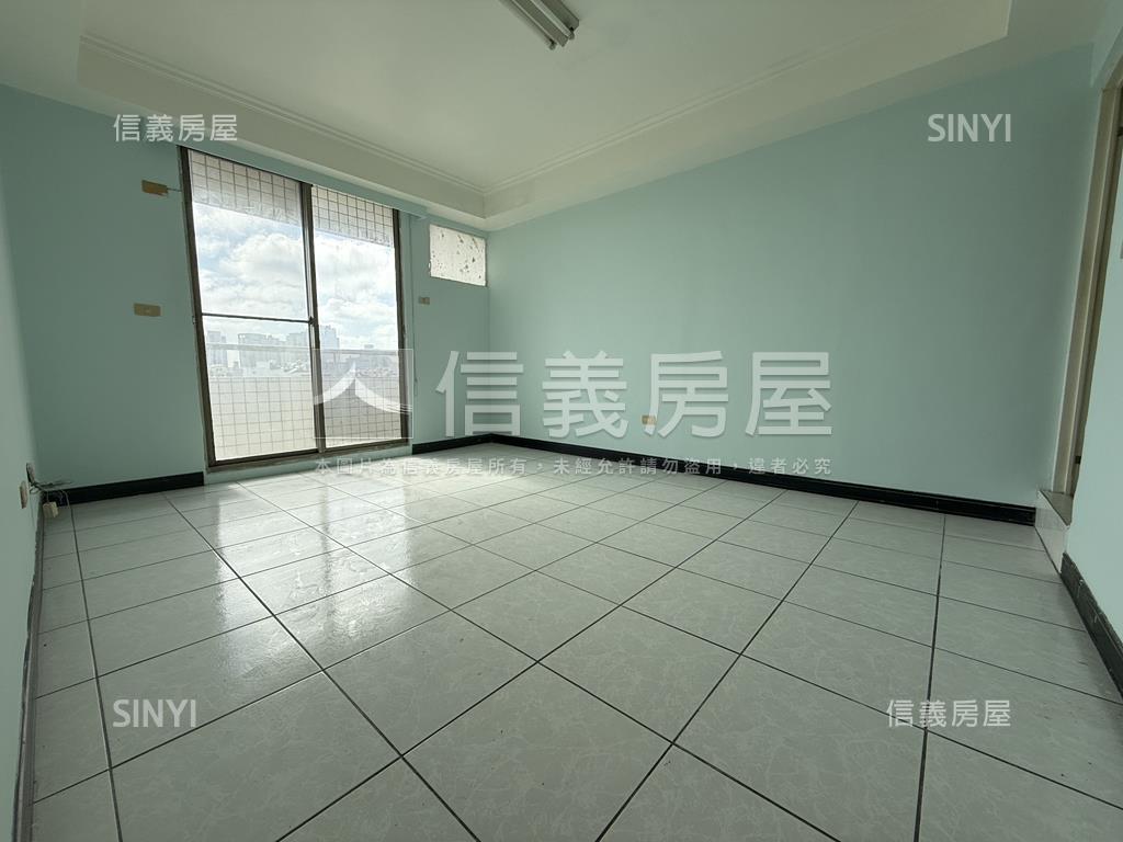 文南商圈御品雲景三房平車房屋室內格局與周邊環境
