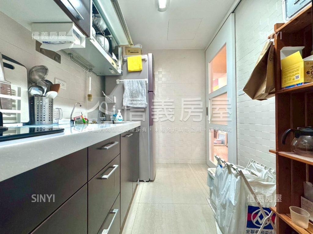 鄉林維多利亞三房平車房屋室內格局與周邊環境