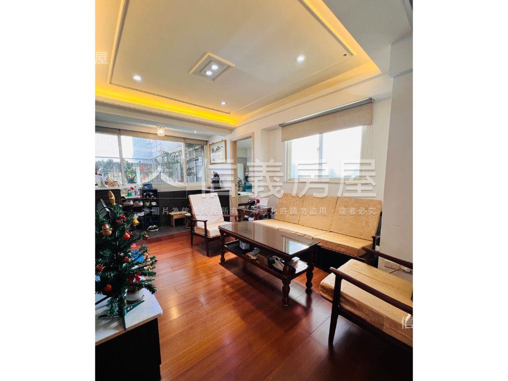 三面採光捷運旁精美美寓房屋室內格局與周邊環境