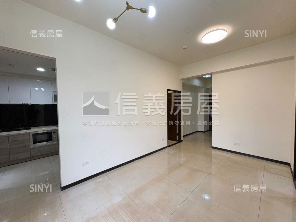 幸福公園２面公園兩房車位房屋室內格局與周邊環境