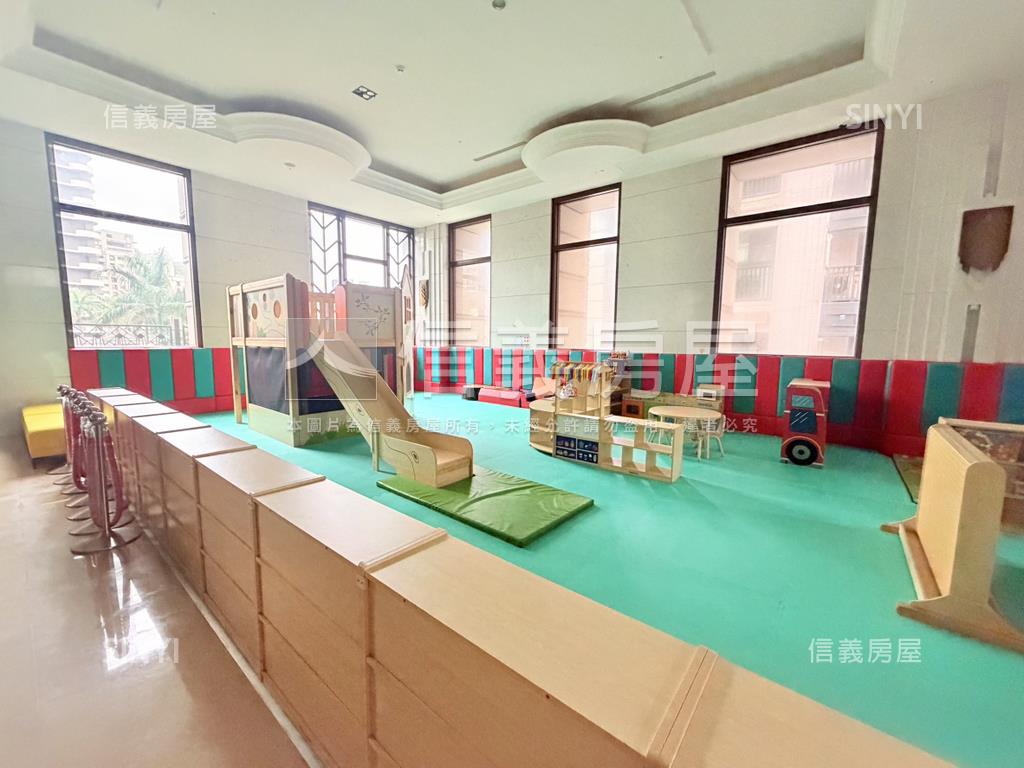 豐悅城高樓景觀三房車位房屋室內格局與周邊環境