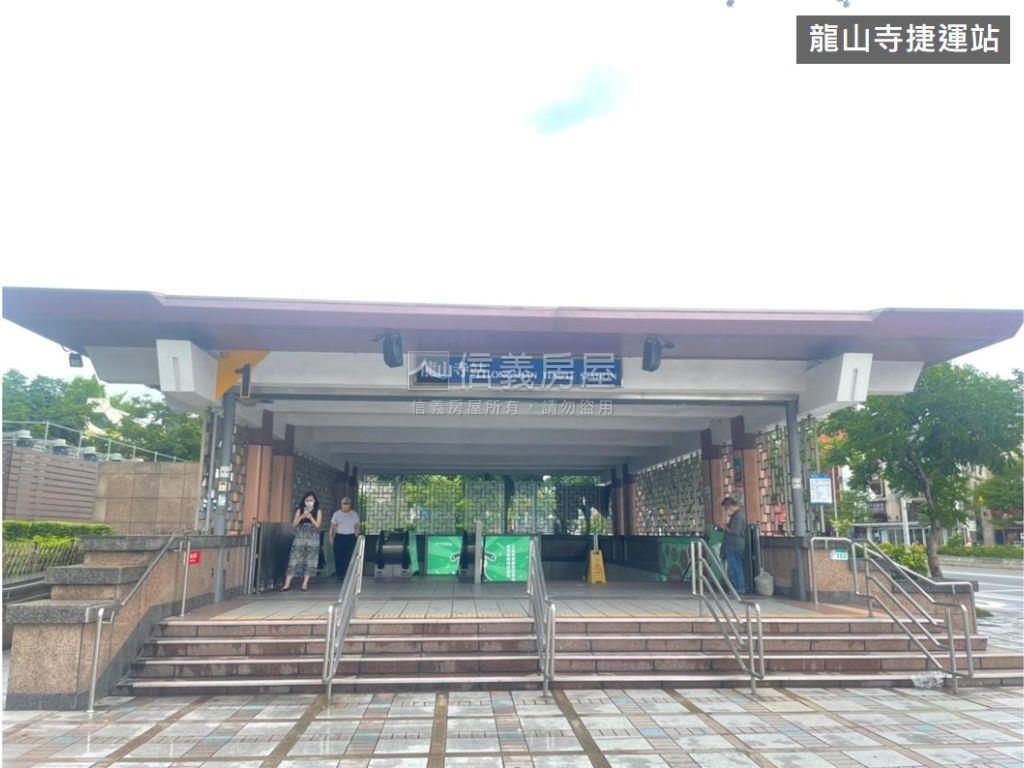 整理中暫勿介紹房屋室內格局與周邊環境