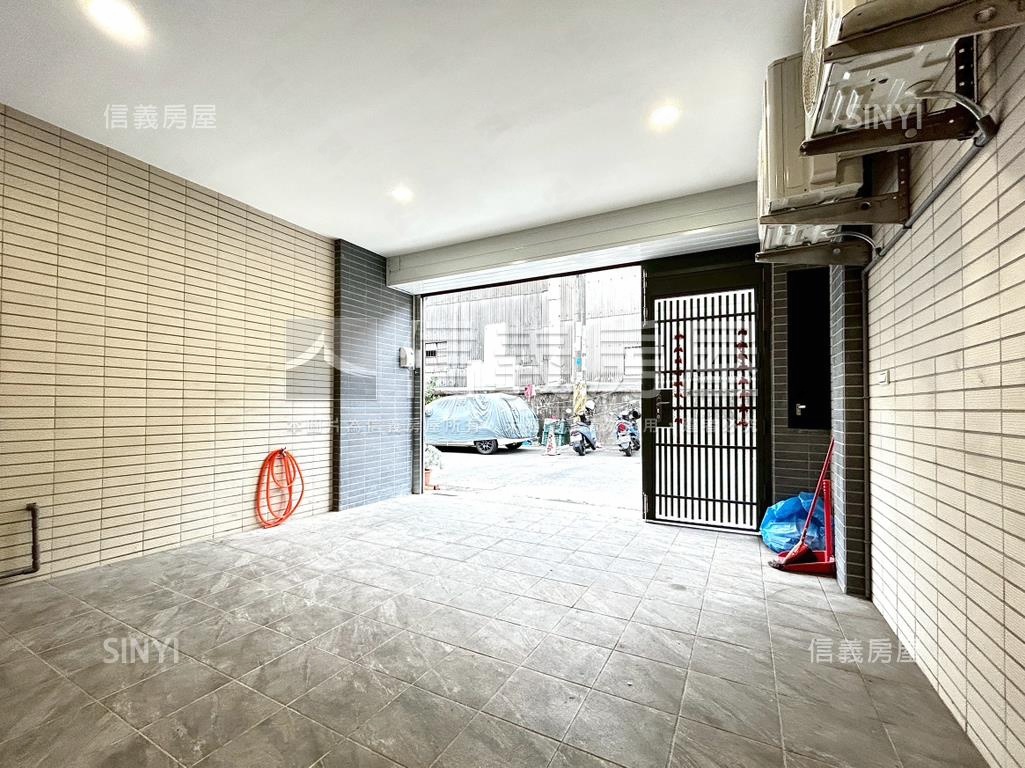 工協精修質感風格宅邸房屋室內格局與周邊環境