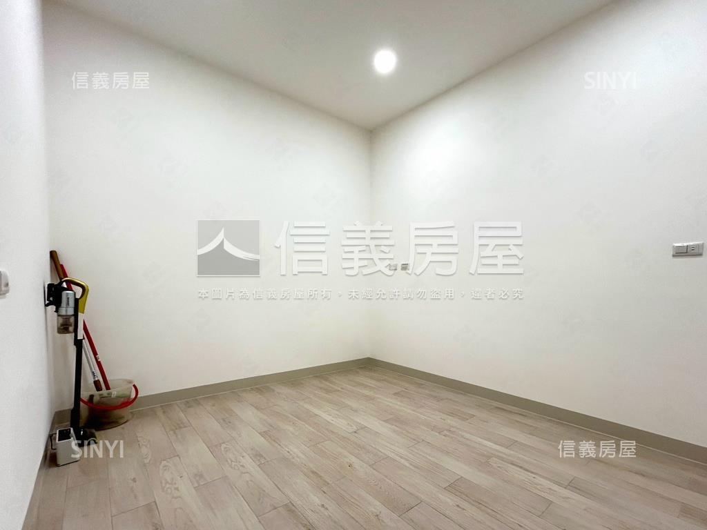 工協精修質感風格宅邸房屋室內格局與周邊環境