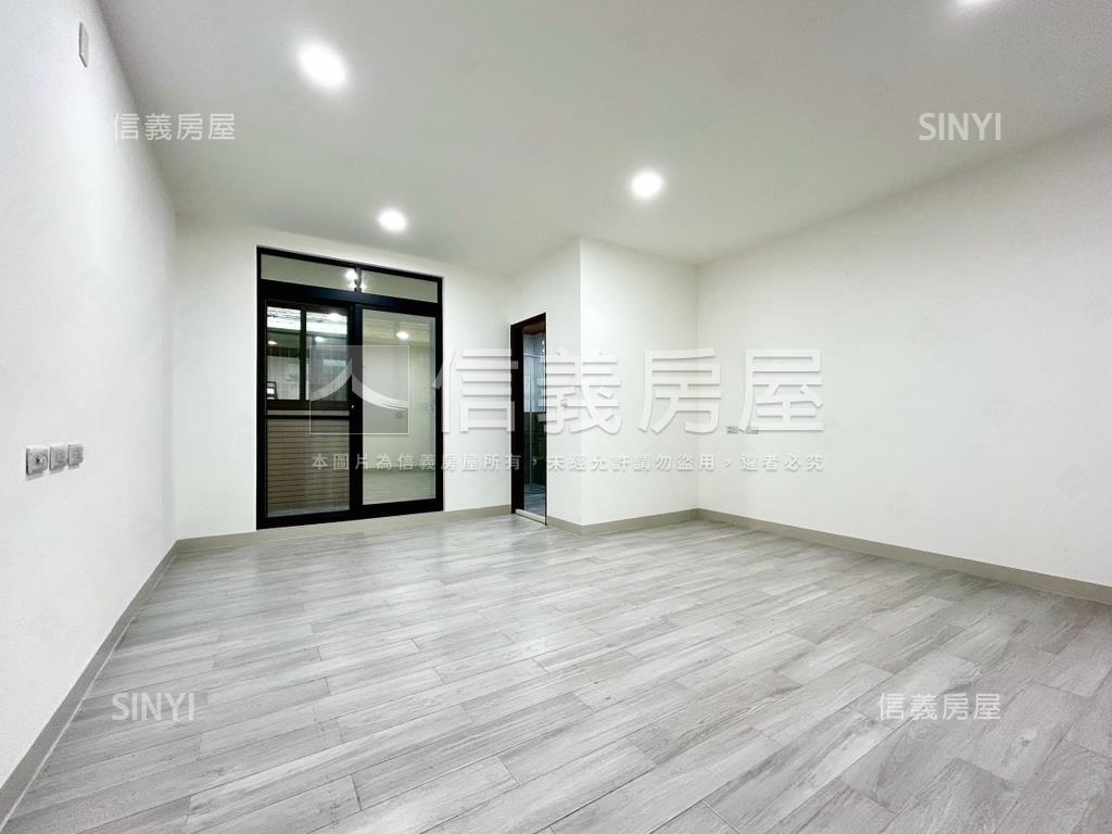 工協精修質感風格宅邸房屋室內格局與周邊環境