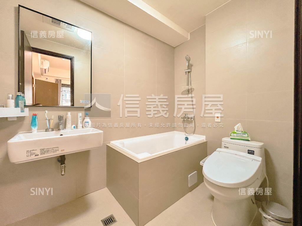 水交社兩房兩衛附平車房屋室內格局與周邊環境