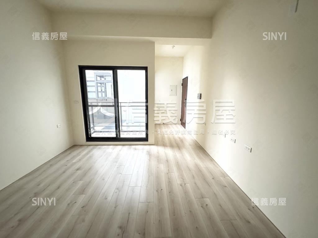 縣府厚居Ｃ２房平面車位房屋室內格局與周邊環境