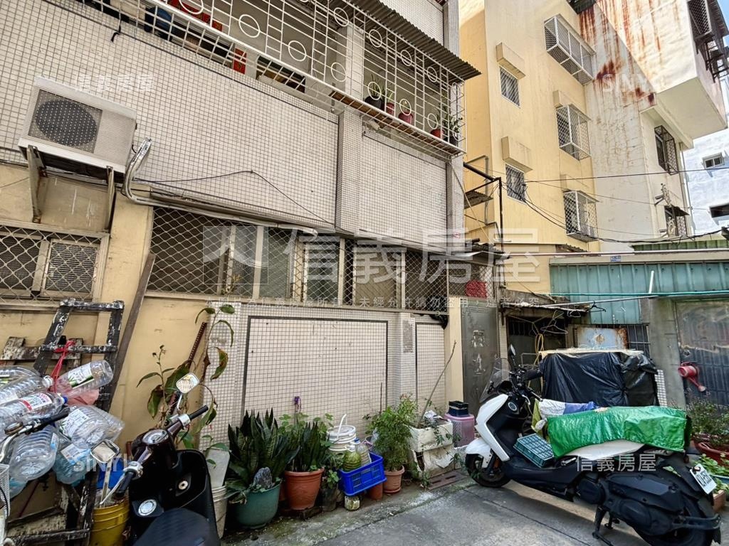 衛武營靜巷公寓一樓房屋室內格局與周邊環境