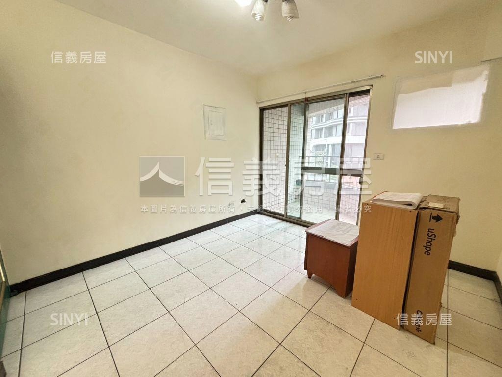 小資族忠孝東路華廈房屋室內格局與周邊環境