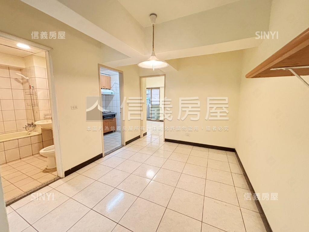 小資族忠孝東路華廈房屋室內格局與周邊環境