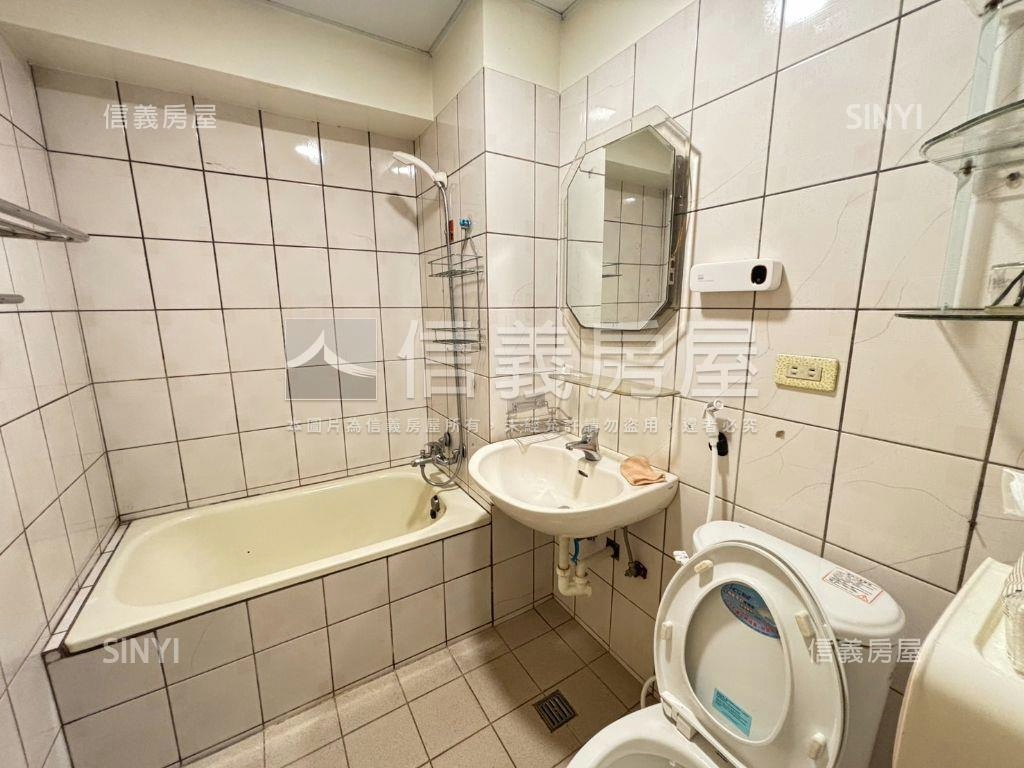 小資族忠孝東路華廈房屋室內格局與周邊環境