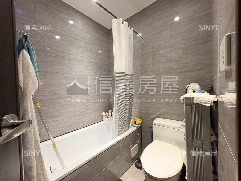 【專】一路發新市兩房車位房屋室內格局與周邊環境