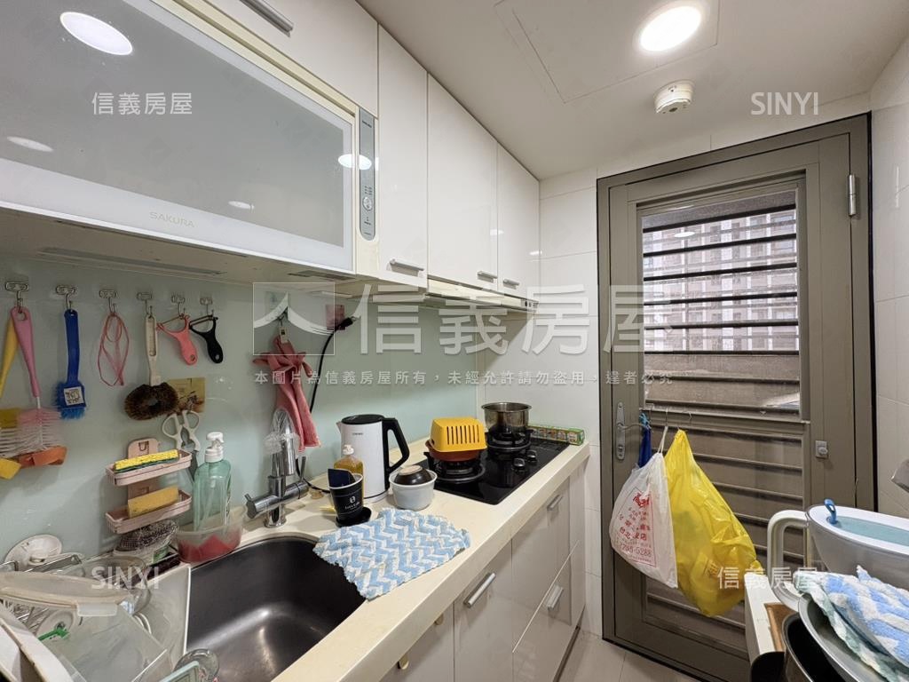 【專】一路發新市兩房車位房屋室內格局與周邊環境