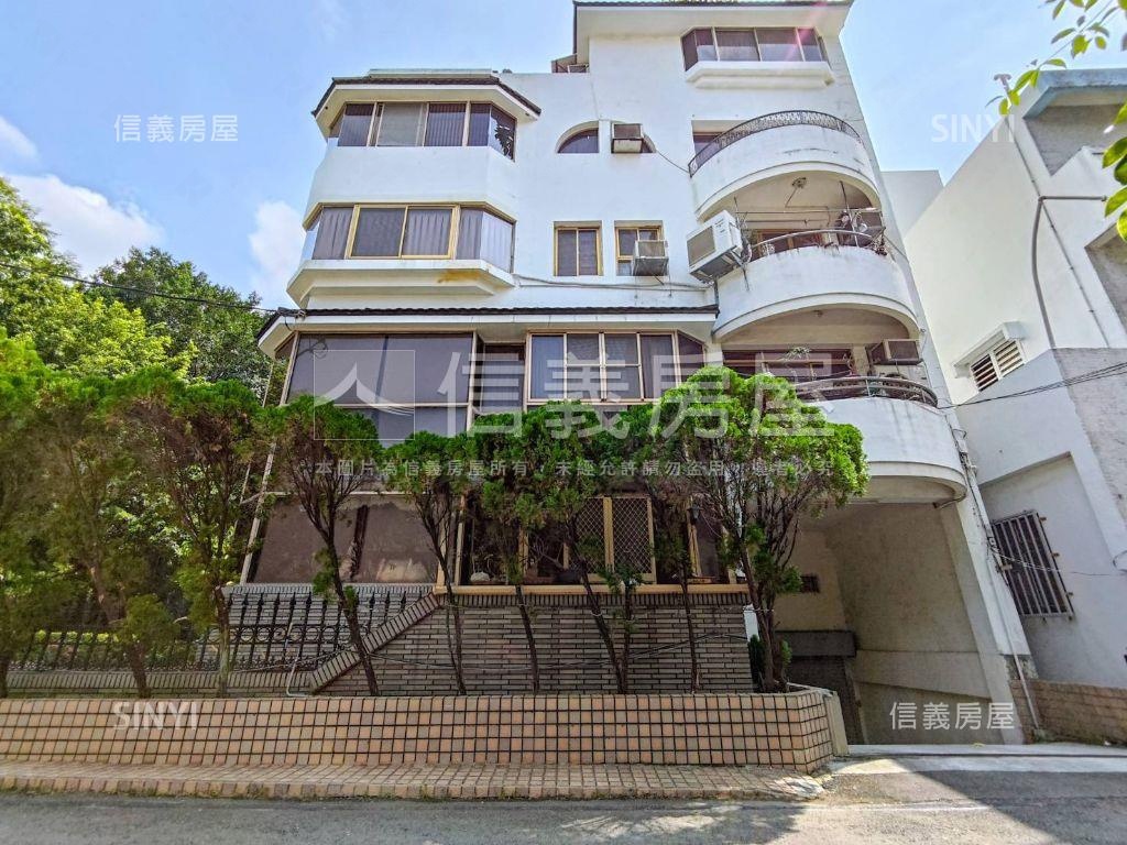 文山特區三房平車房屋室內格局與周邊環境