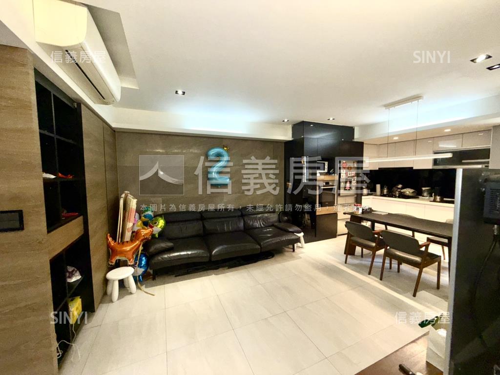 精緻典雅方正獨棟華廈房屋室內格局與周邊環境