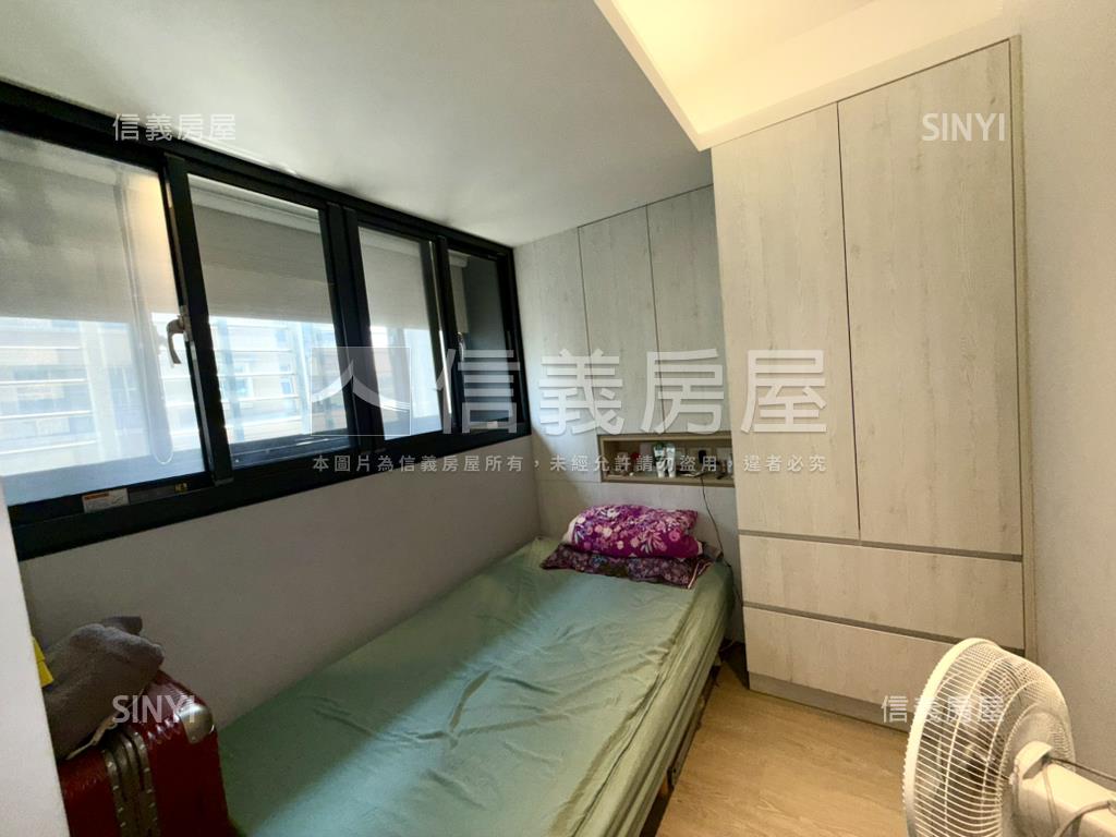 精緻典雅方正獨棟華廈房屋室內格局與周邊環境