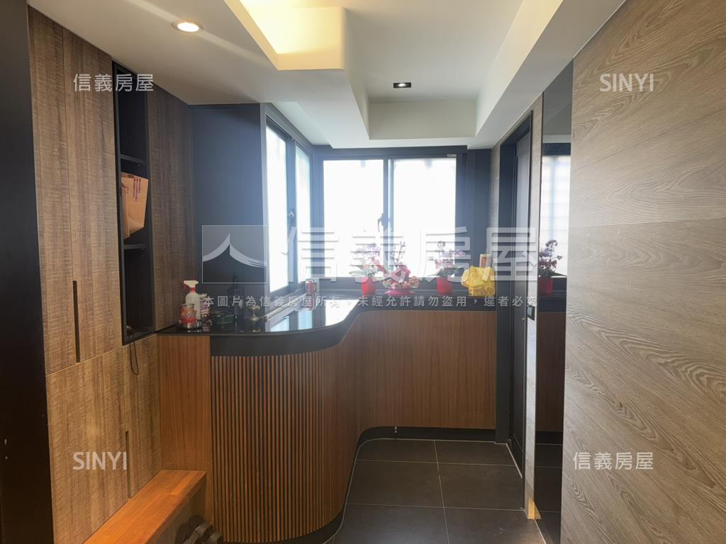 精緻典雅方正獨棟華廈房屋室內格局與周邊環境