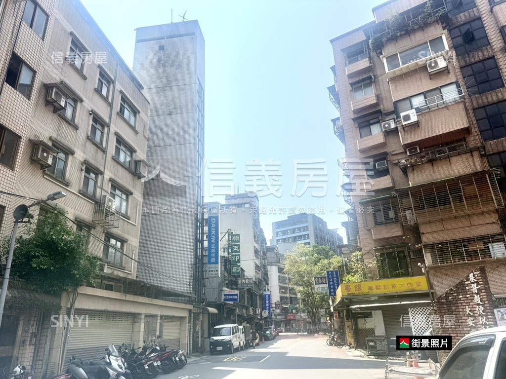 精緻典雅方正獨棟華廈房屋室內格局與周邊環境