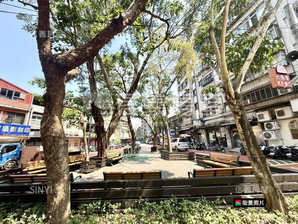 精緻典雅方正獨棟華廈房屋室內格局與周邊環境