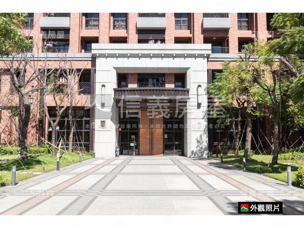 名邸●英倫花園。綠意盎然房屋室內格局與周邊環境